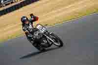 Vintage-motorcycle-club;eventdigitalimages;mallory-park;mallory-park-trackday-photographs;no-limits-trackdays;peter-wileman-photography;trackday-digital-images;trackday-photos;vmcc-festival-1000-bikes-photographs